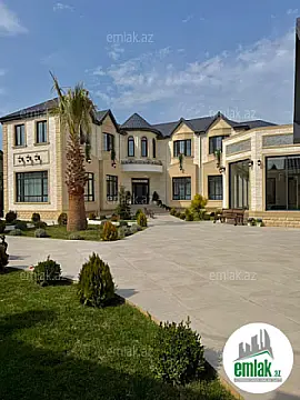 Satılır 7 otaqlı mənzil 600 m²