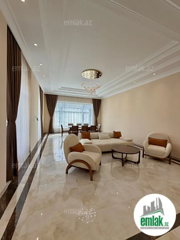 Satılır 7 otaqlı mənzil 600 m²