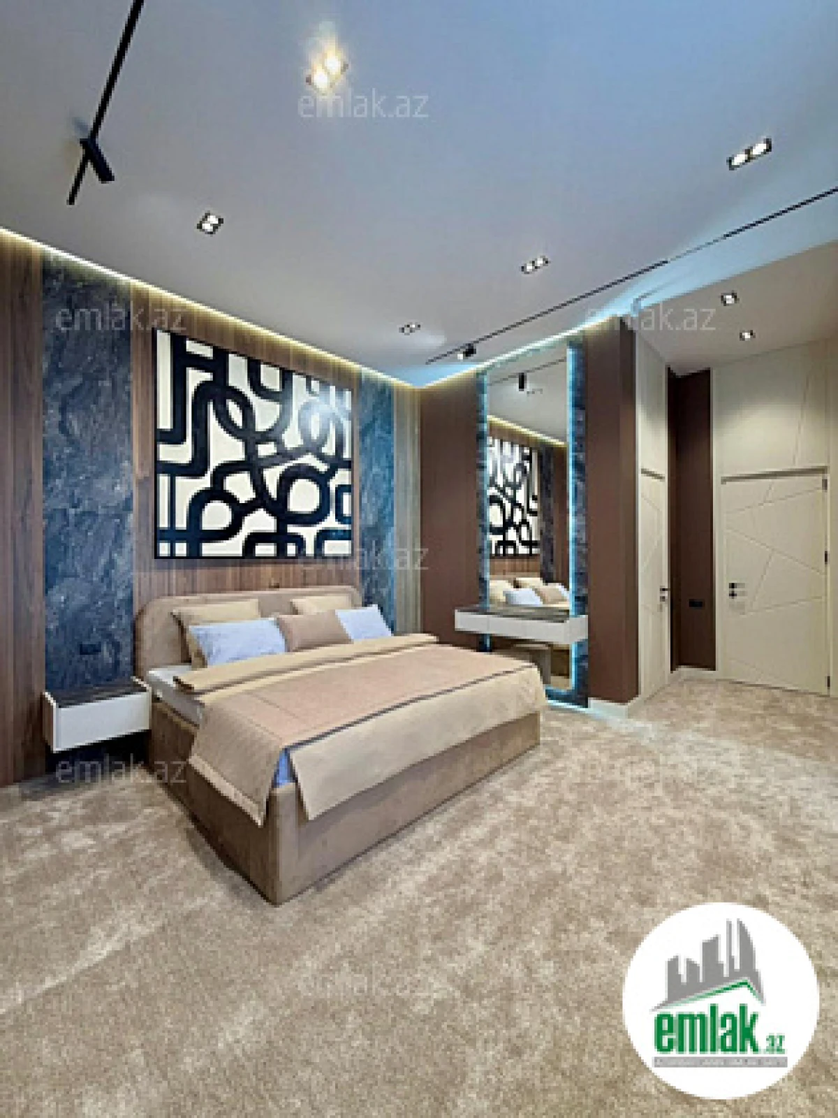 Satılır 5 otaqlı mənzil 270 m²