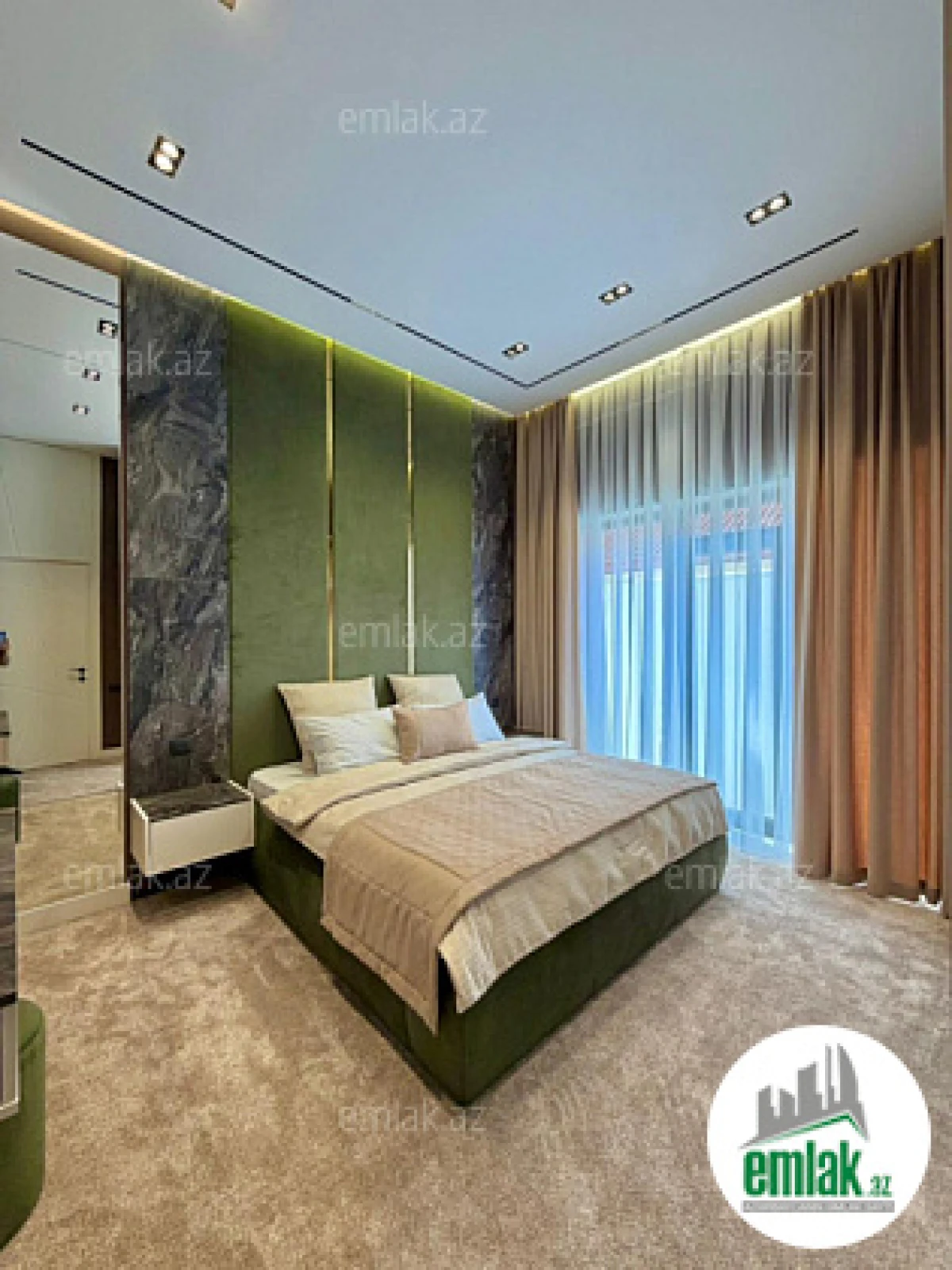 Satılır 5 otaqlı mənzil 270 m²