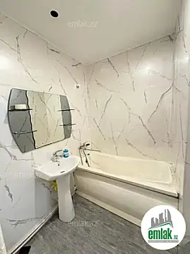 Satılır 2 otaqlı köhnə tikili 60 m²