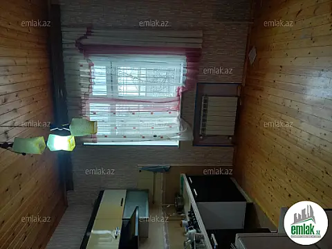 Satılır 9 otaqlı həyət evi 215 m² — Bakı 9 otaq 215.00 m²