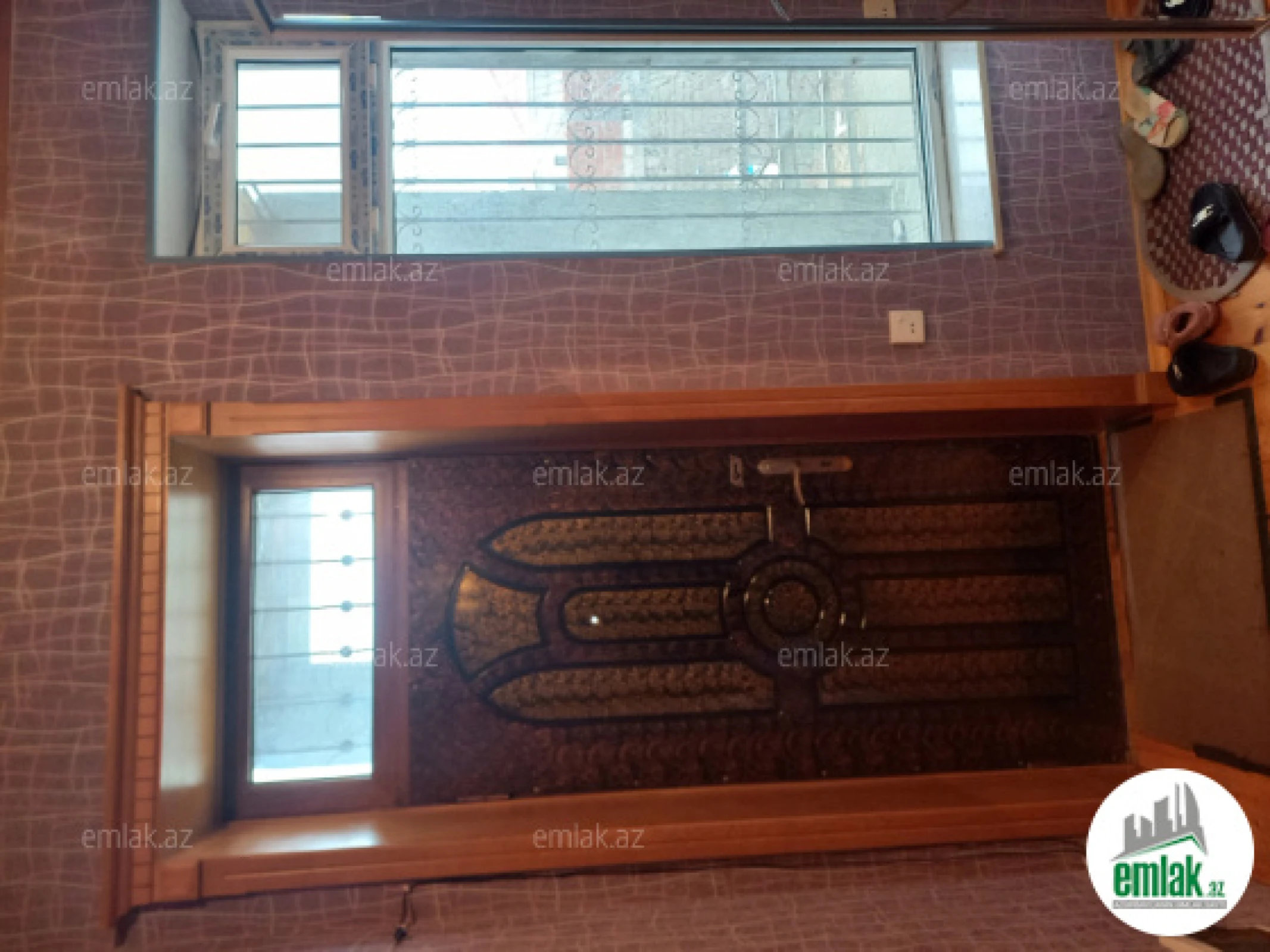 Satılır 9 otaqlı həyət evi 215 m²