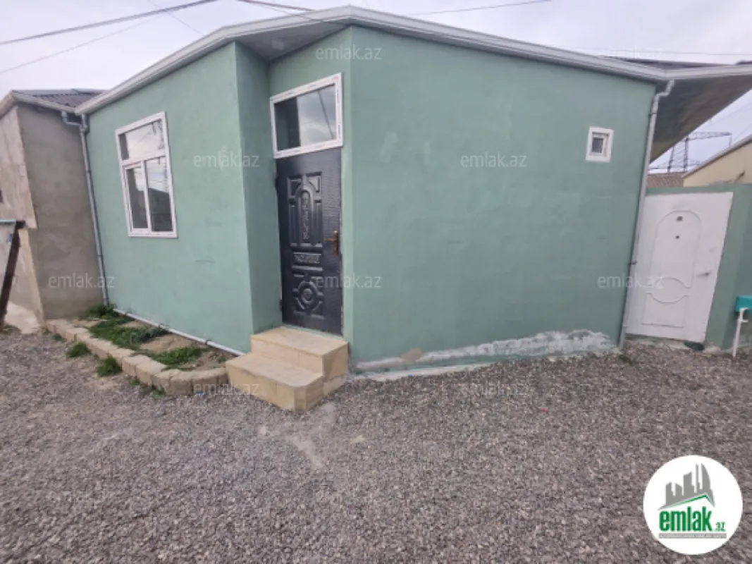 Satılır 3 otaqlı həyət evi 100 m²
