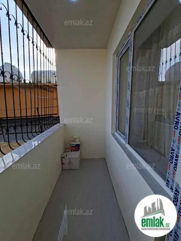 Satılır 2 otaqlı köhnə tikili 70 m²