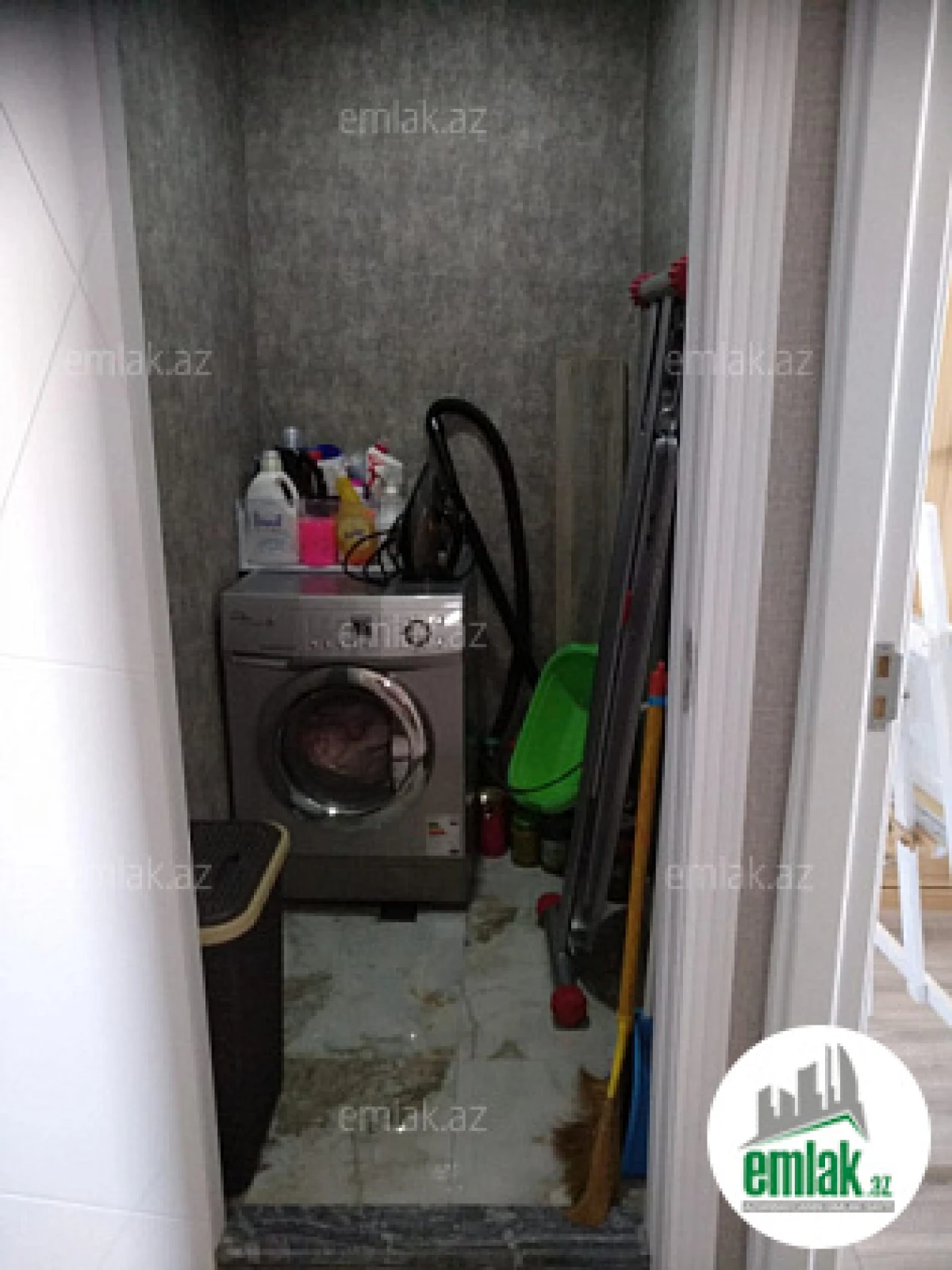 Satılır 3 otaqlı yeni tikili 105 m²