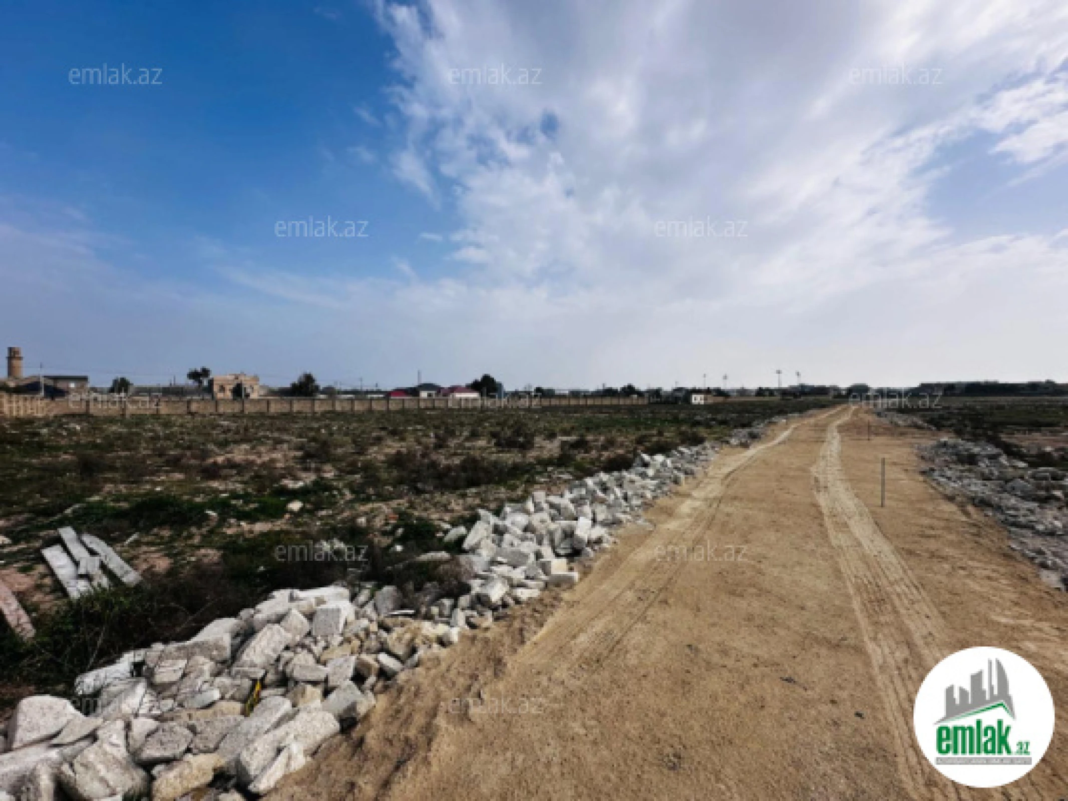 Satılır torpaq sahəsi 960 m²