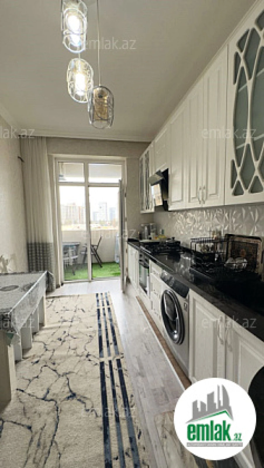 Satılır 3 otaqlı yeni tikili 130 m²
