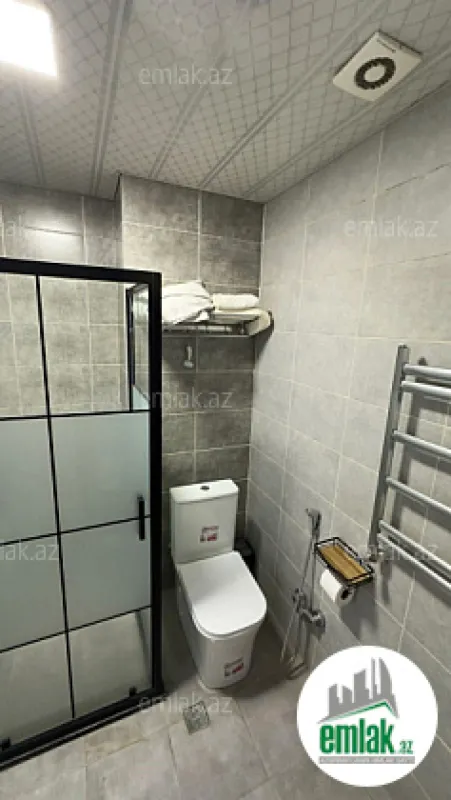 Satılır 3 otaqlı yeni tikili 130 m²