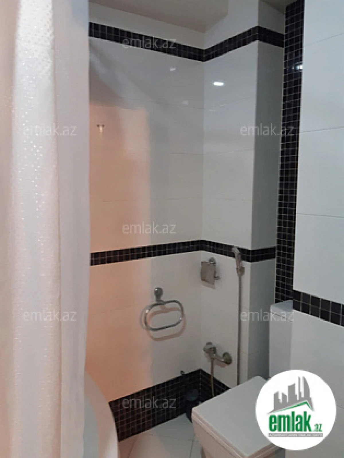 Satılır 2 otaqlı yeni tikili 75 m²