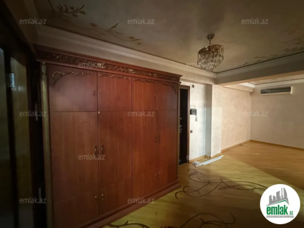Satılır 2 otaqlı yeni tikili 75 m²