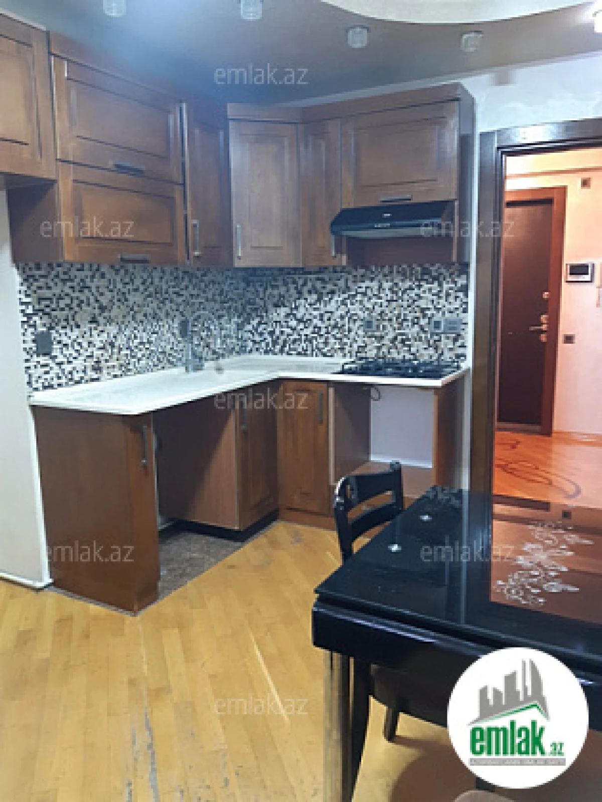 Satılır 2 otaqlı yeni tikili 75 m²