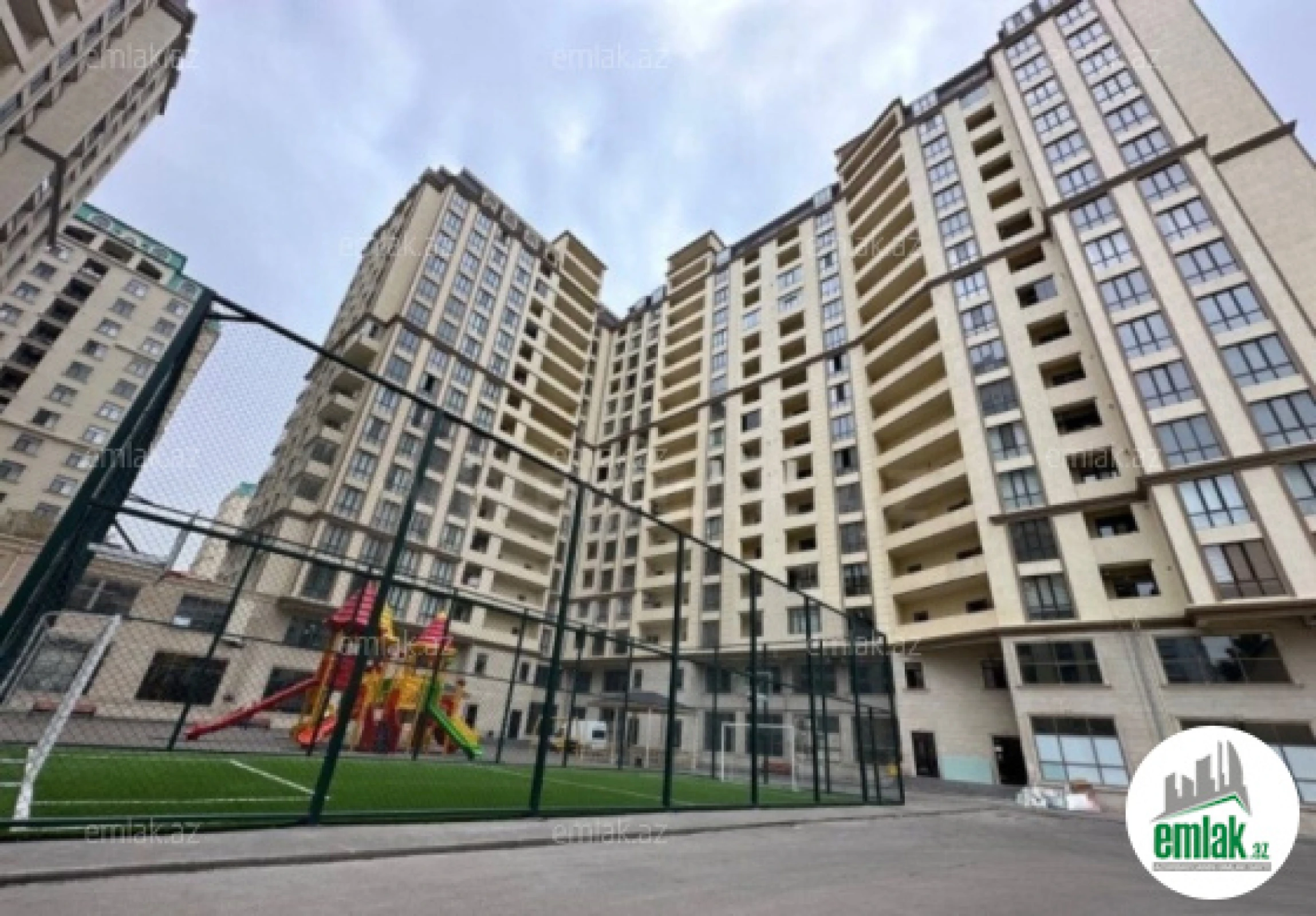 Satılır 4 otaqlı yeni tikili 152 m²