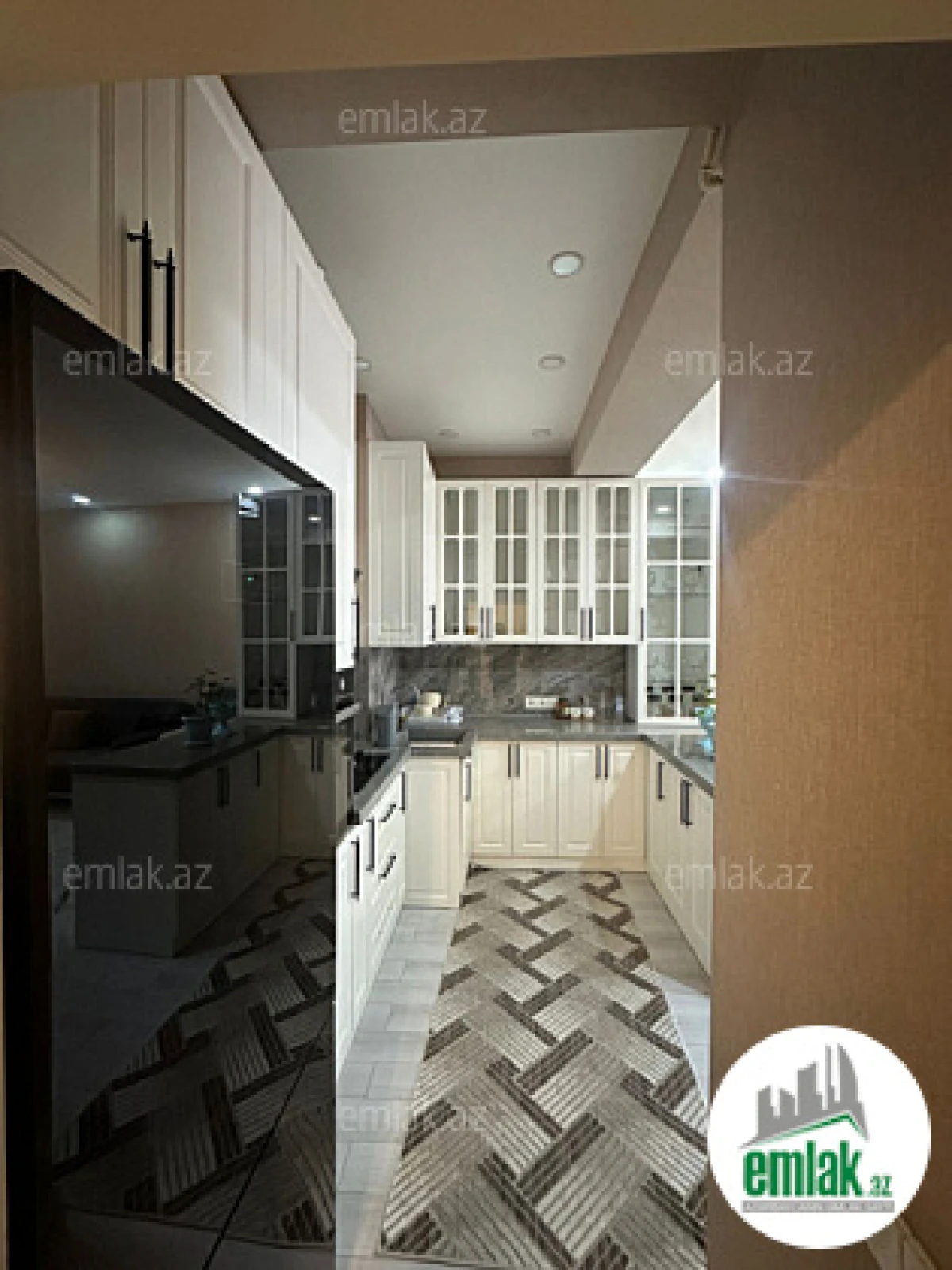 Satılır 3 otaqlı yeni tikili 102 m²