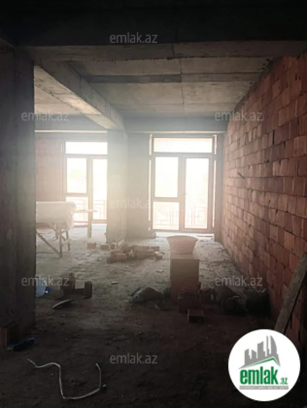 Satılır 3 otaqlı yeni tikili 95 m²