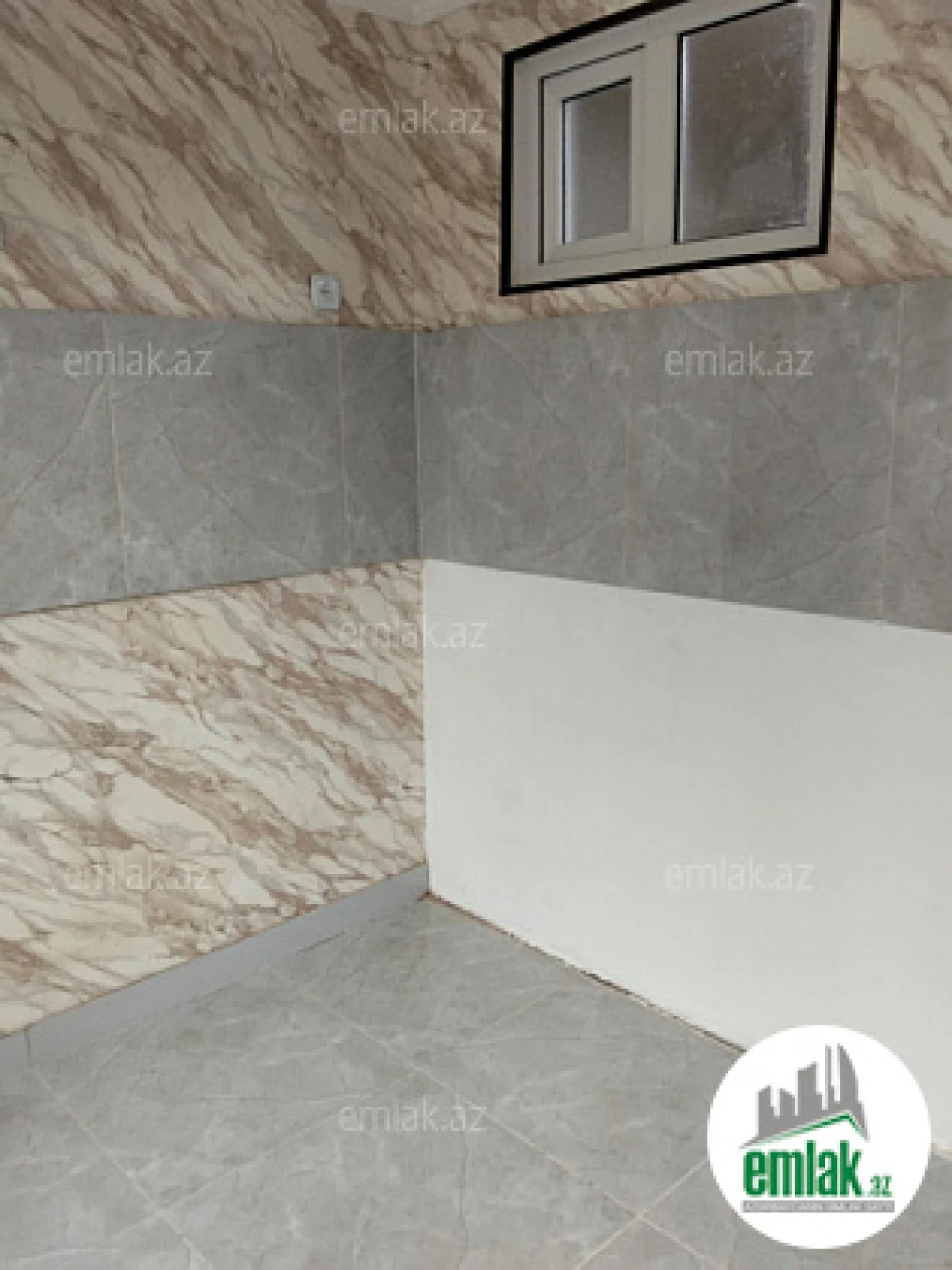 Satılır 3 otaqlı köhnə tikili 75 m²