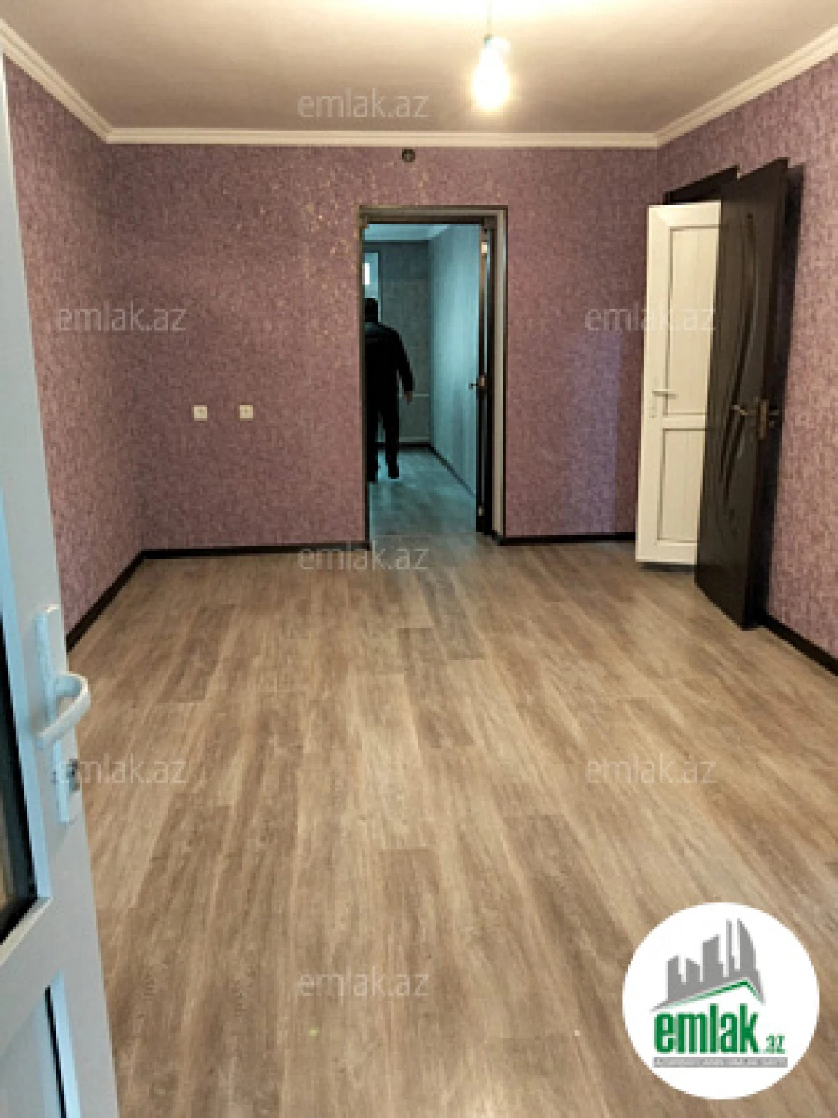 Satılır 3 otaqlı köhnə tikili 75 m²