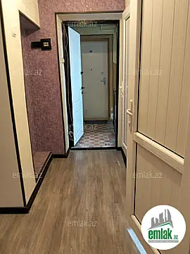 Satılır 3 otaqlı köhnə tikili 75 m²