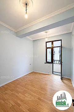 Satılır 2 otaqlı yeni tikili 80 m²