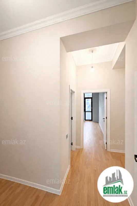 Satılır 2 otaqlı yeni tikili 80 m²