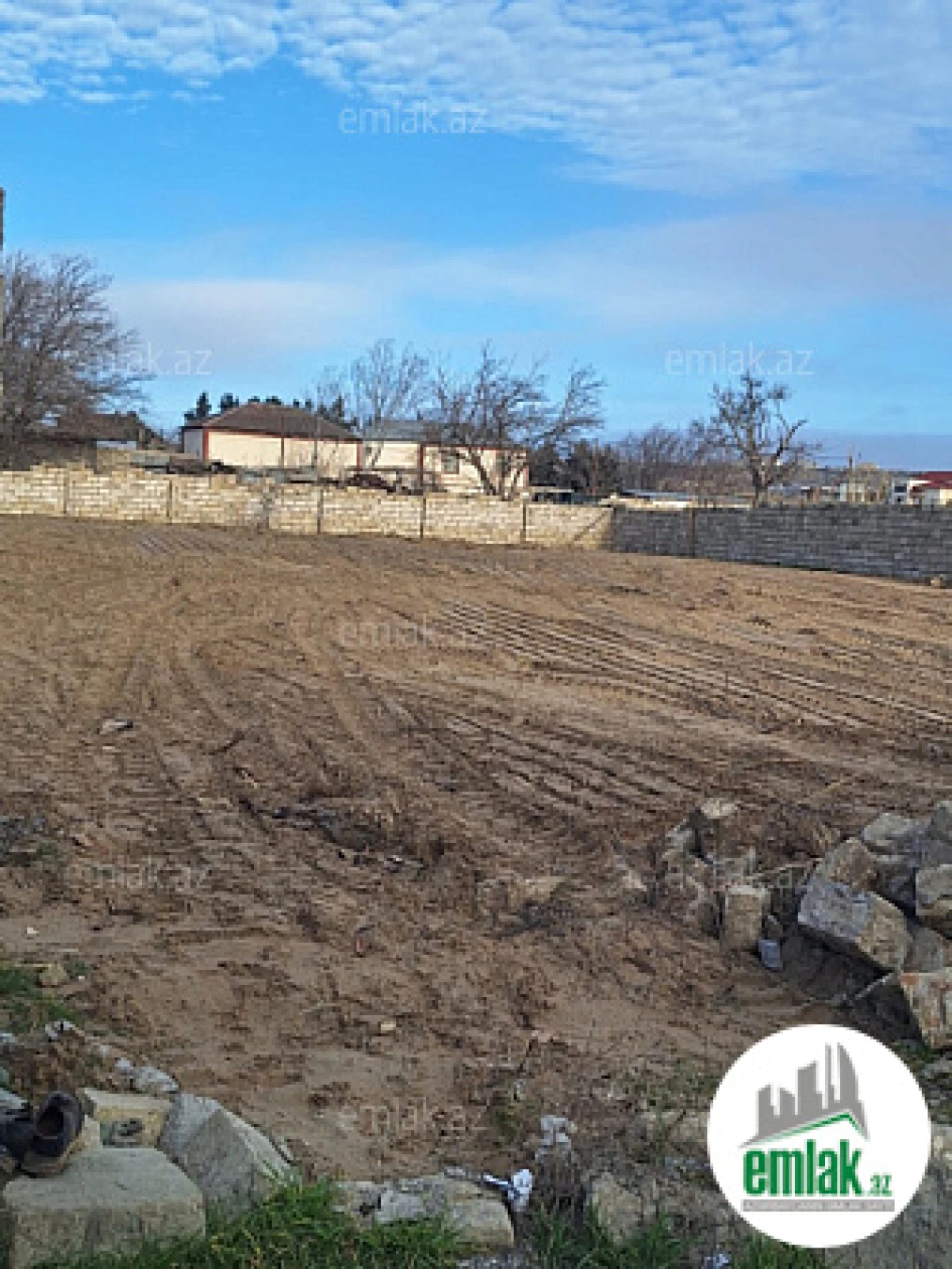 Satılır torpaq sahəsi 12 m²