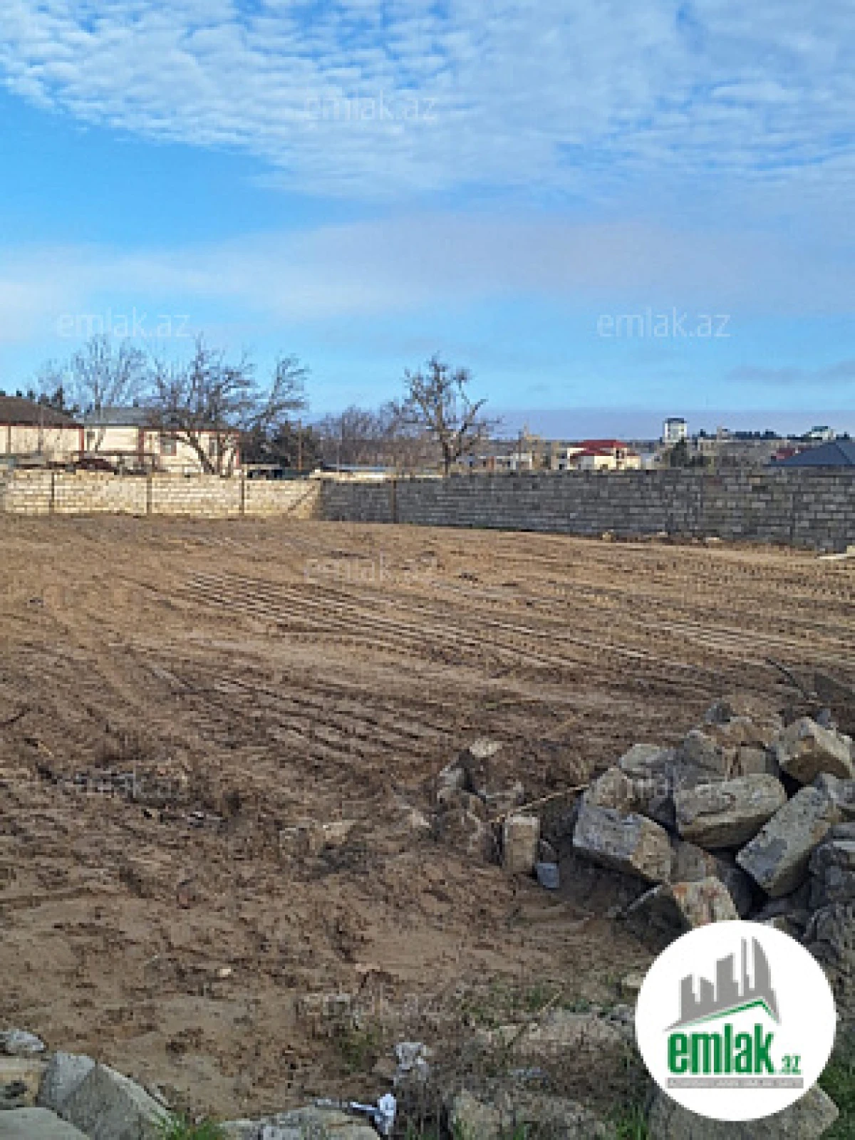 Satılır torpaq sahəsi 12 m²