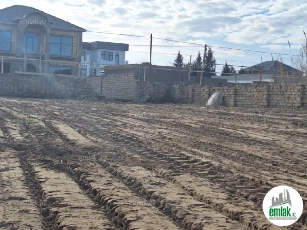 Satılır torpaq sahəsi 12 m²