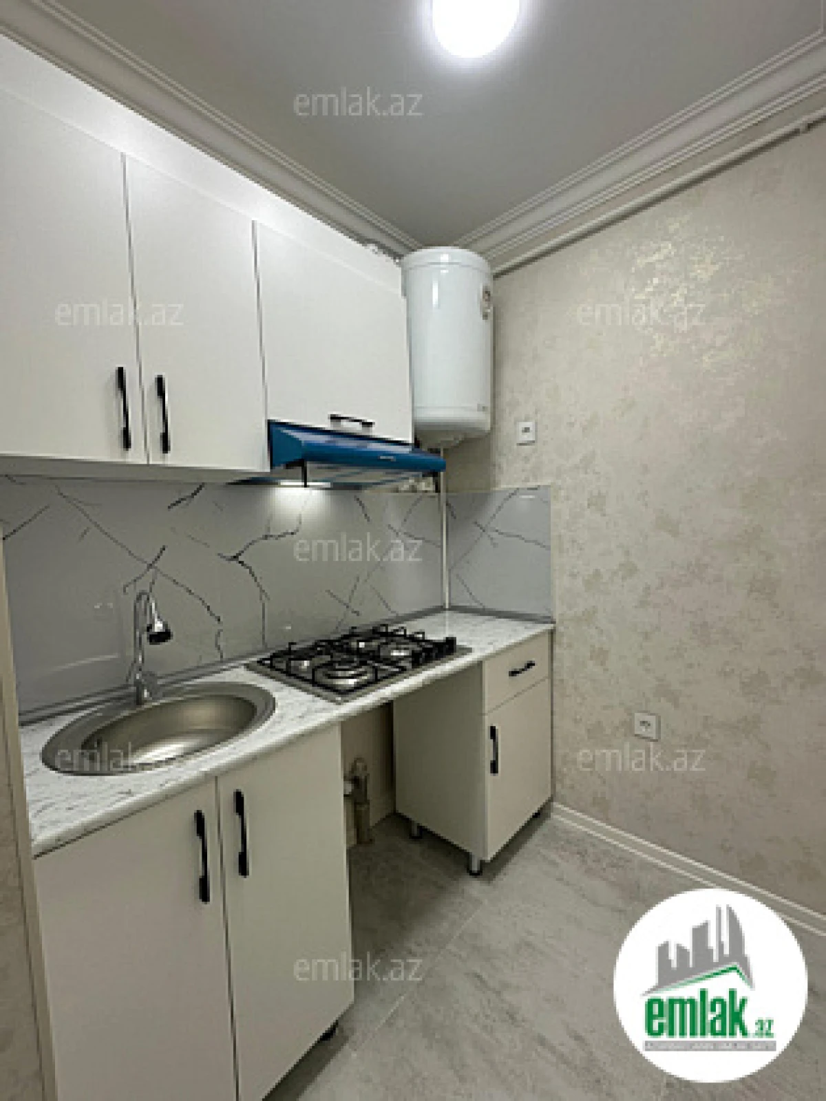 Satılır 1 otaqlı köhnə tikili 33 m²