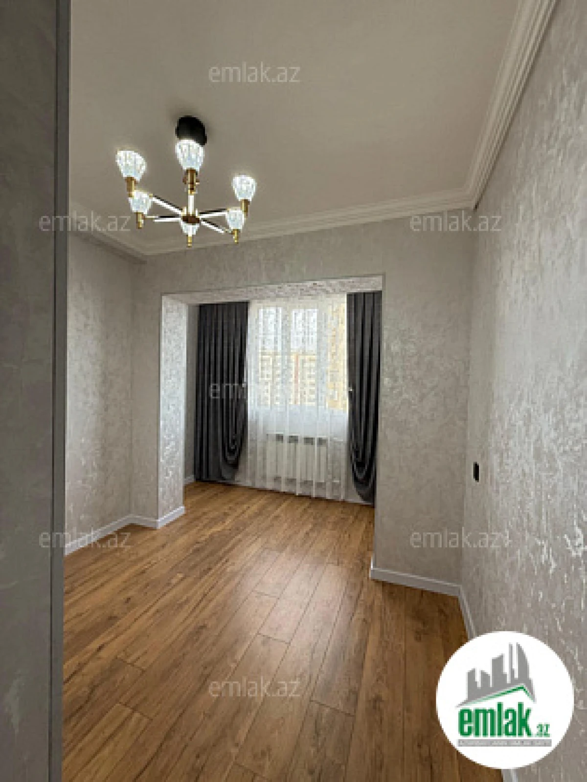 Satılır 3 otaqlı köhnə tikili 70 m²