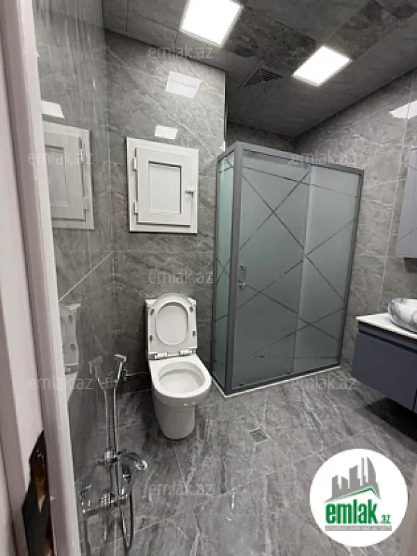 Satılır 3 otaqlı köhnə tikili 70 m²