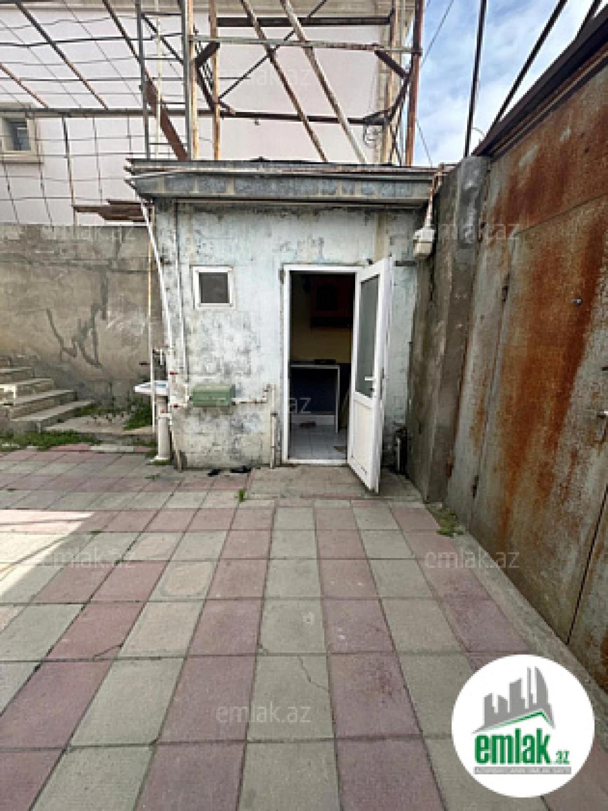 Satılır 3 otaqlı həyət evi 130 m²