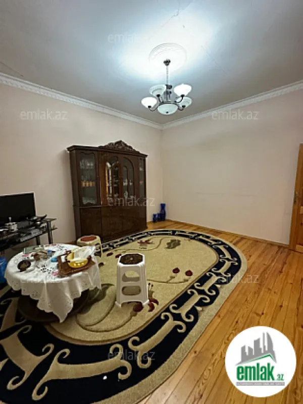 Satılır 3 otaqlı həyət evi 130 m²