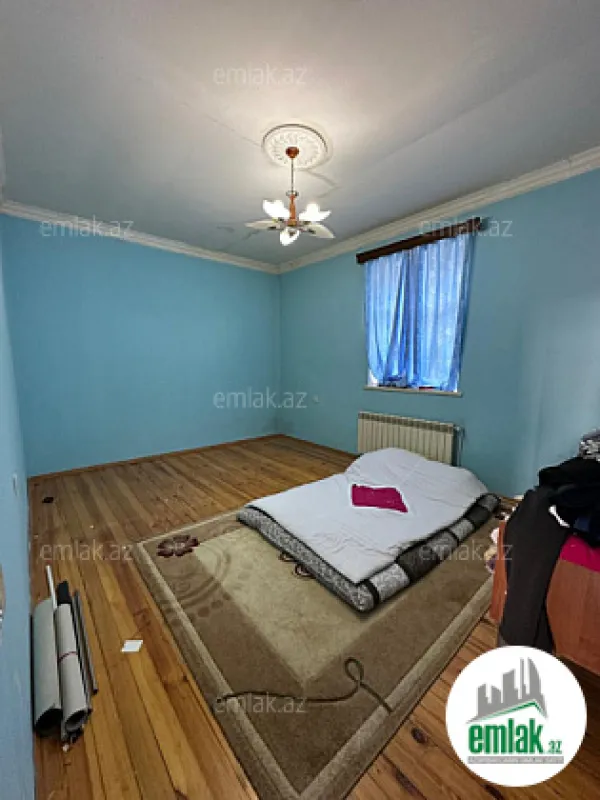 Satılır 3 otaqlı həyət evi 130 m²