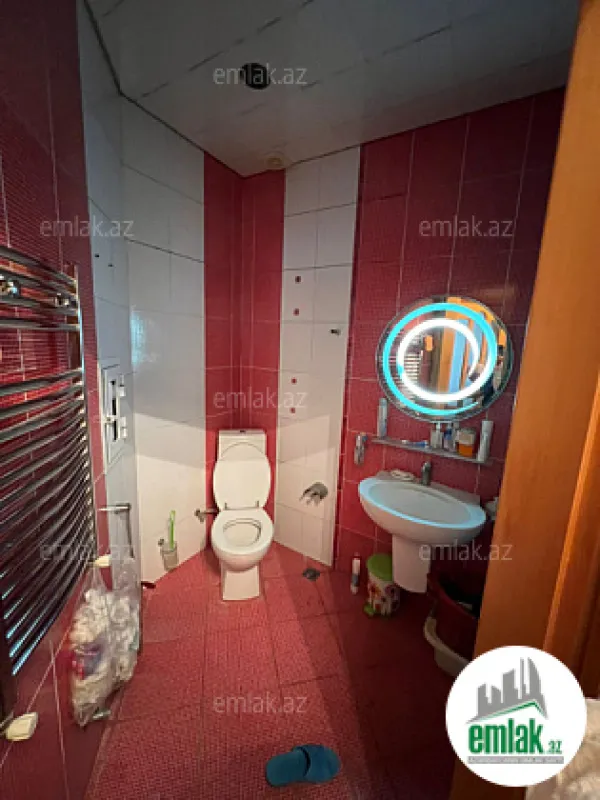 Satılır 3 otaqlı yeni tikili 145 m²
