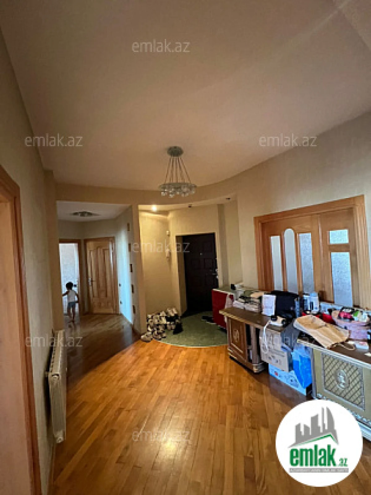Satılır 3 otaqlı yeni tikili 145 m²