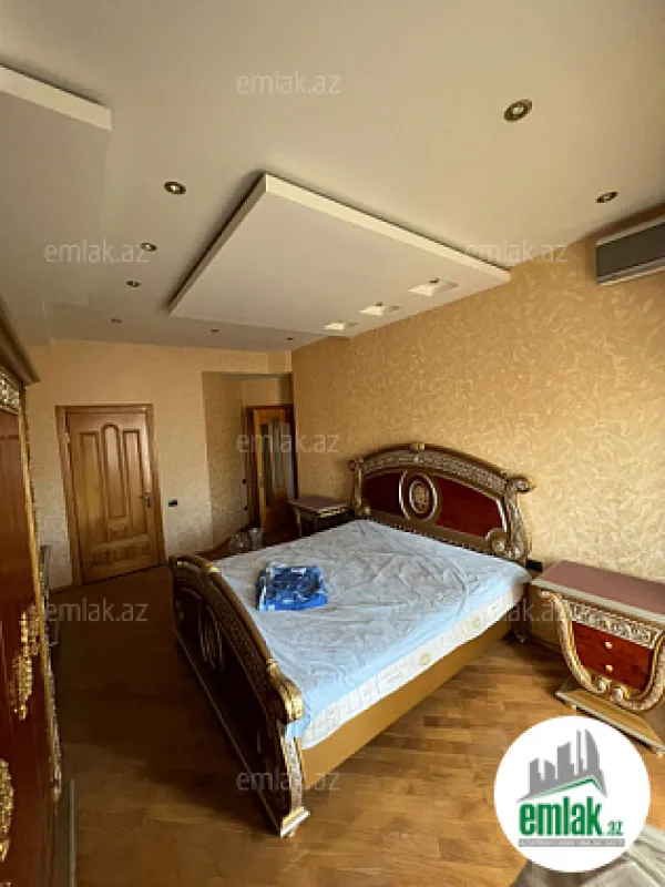 Satılır 3 otaqlı yeni tikili 145 m²