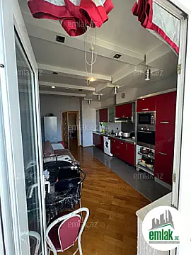 Satılır 3 otaqlı yeni tikili 145 m²