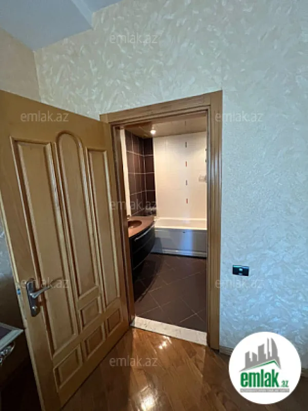 Satılır 3 otaqlı yeni tikili 145 m²