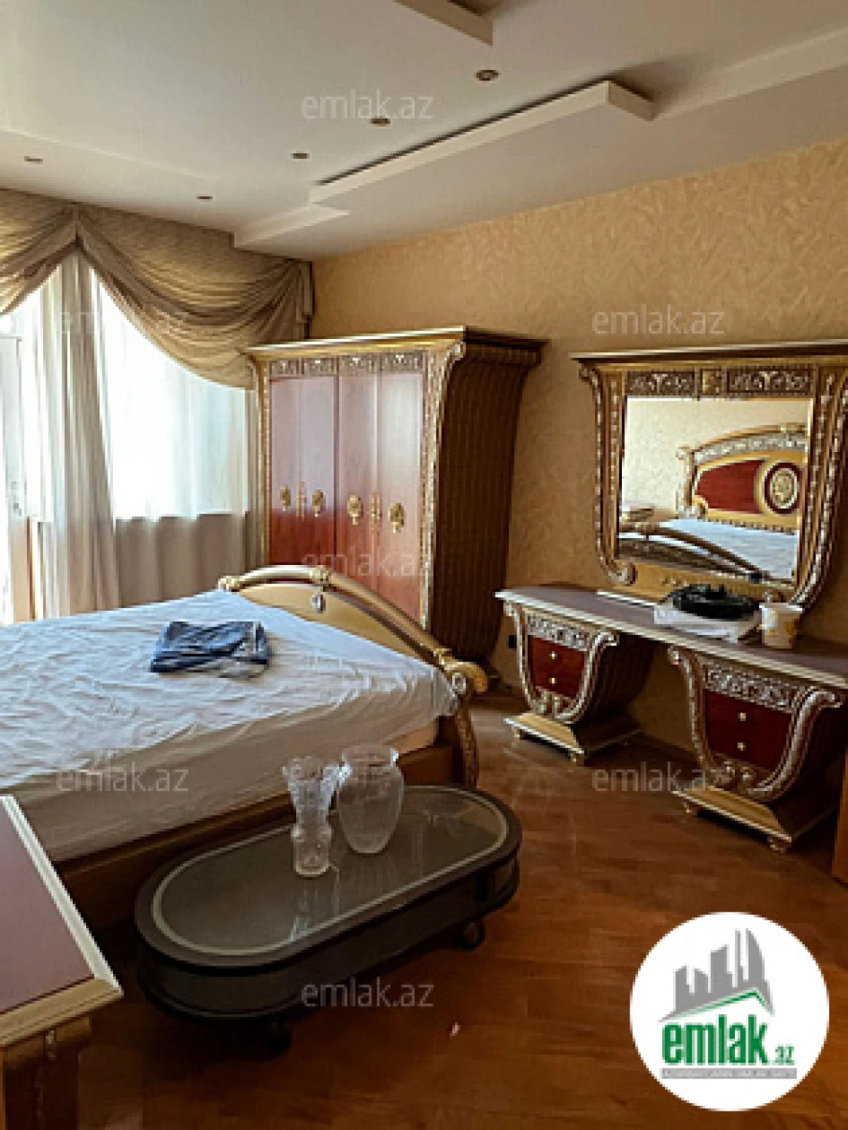 Satılır 3 otaqlı yeni tikili 145 m²