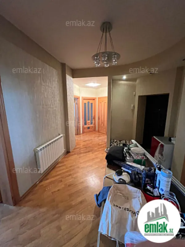 Satılır 3 otaqlı yeni tikili 145 m²