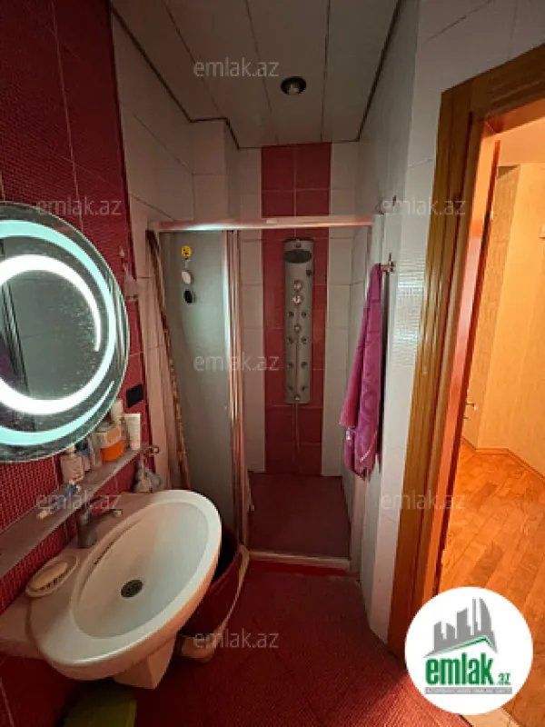 Satılır 3 otaqlı yeni tikili 145 m²