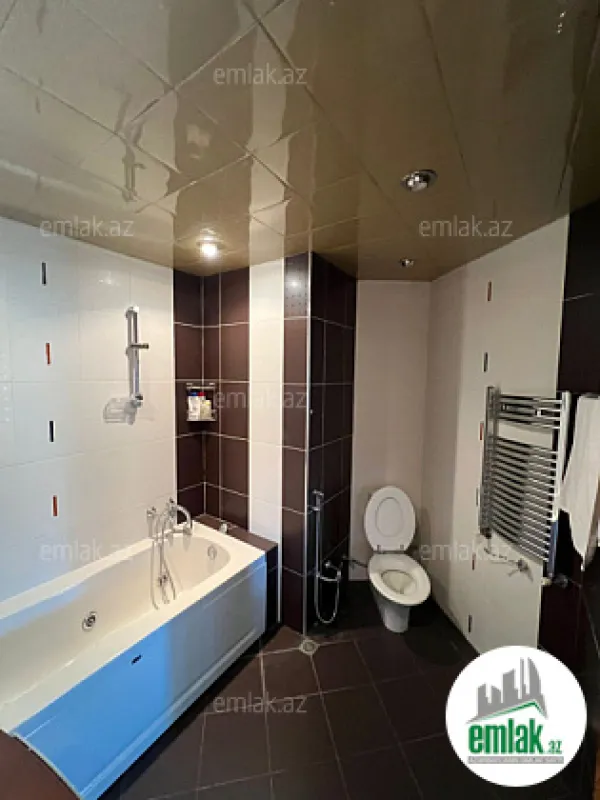 Satılır 3 otaqlı yeni tikili 145 m²