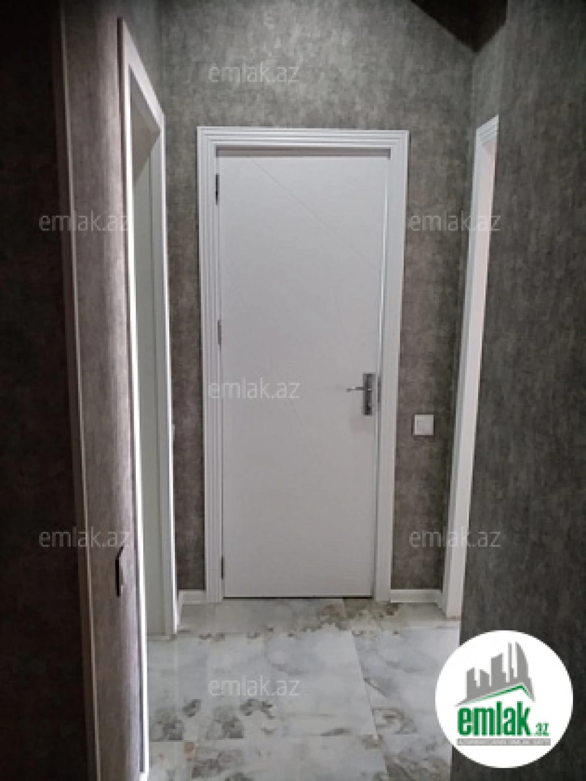 Satılır 3 otaqlı yeni tikili 105 m²