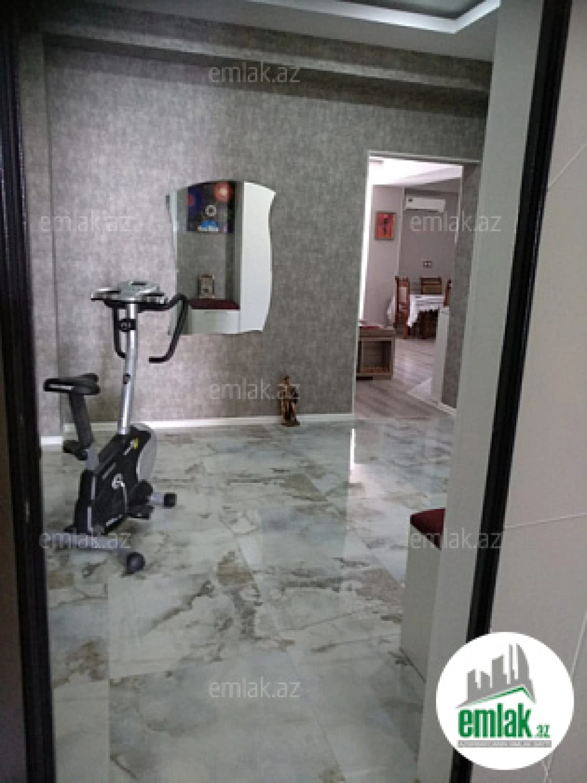 Satılır 3 otaqlı yeni tikili 105 m²