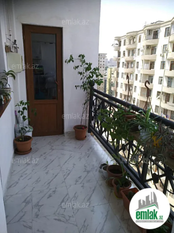 Satılır 3 otaqlı yeni tikili 105 m²