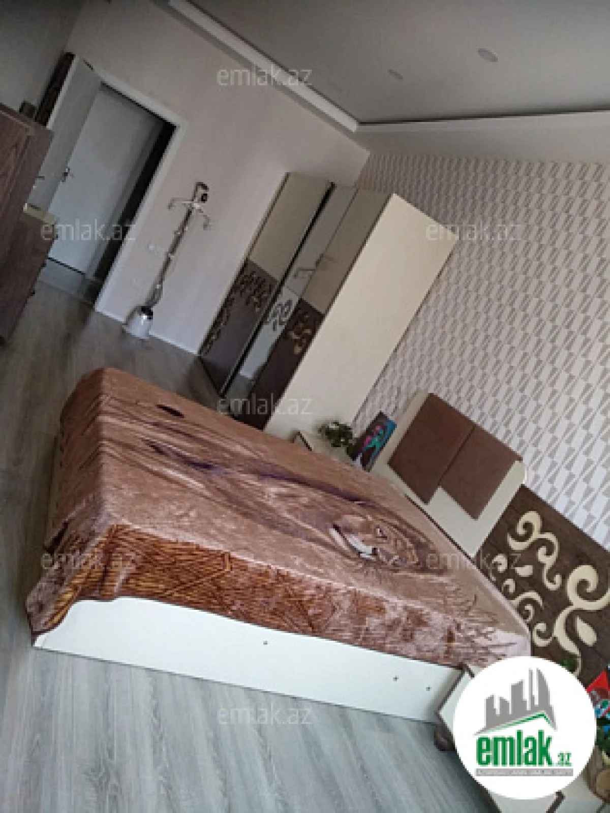 Satılır 3 otaqlı yeni tikili 105 m²