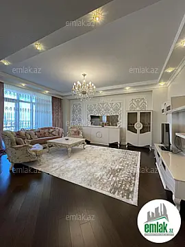 Satılır 4 otaqlı yeni tikili 240 m²