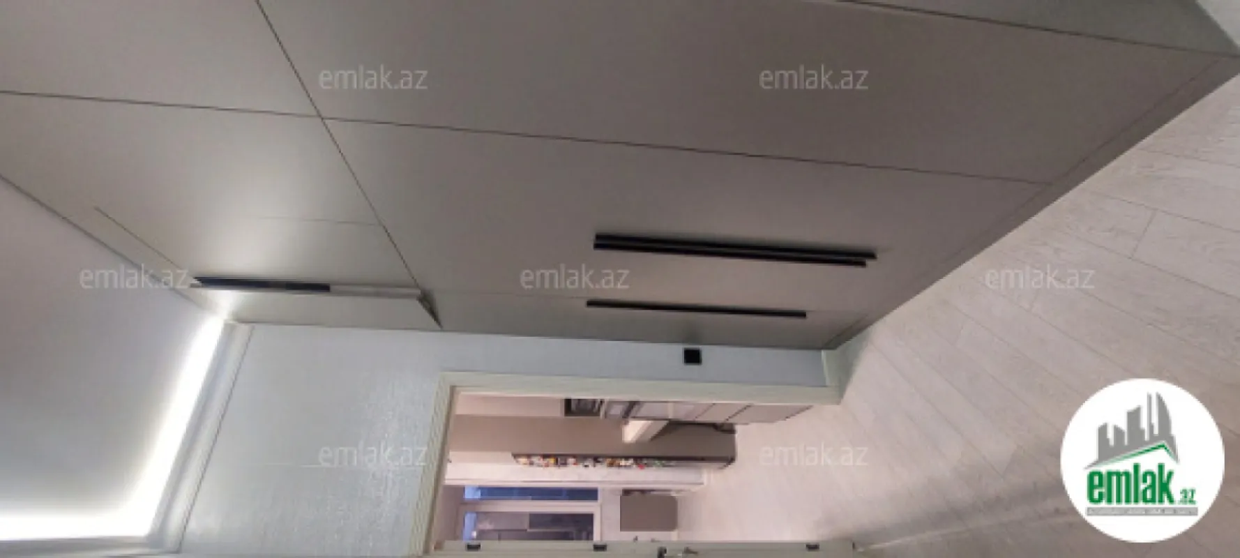 Satılır 3 otaqlı köhnə tikili 90 m²