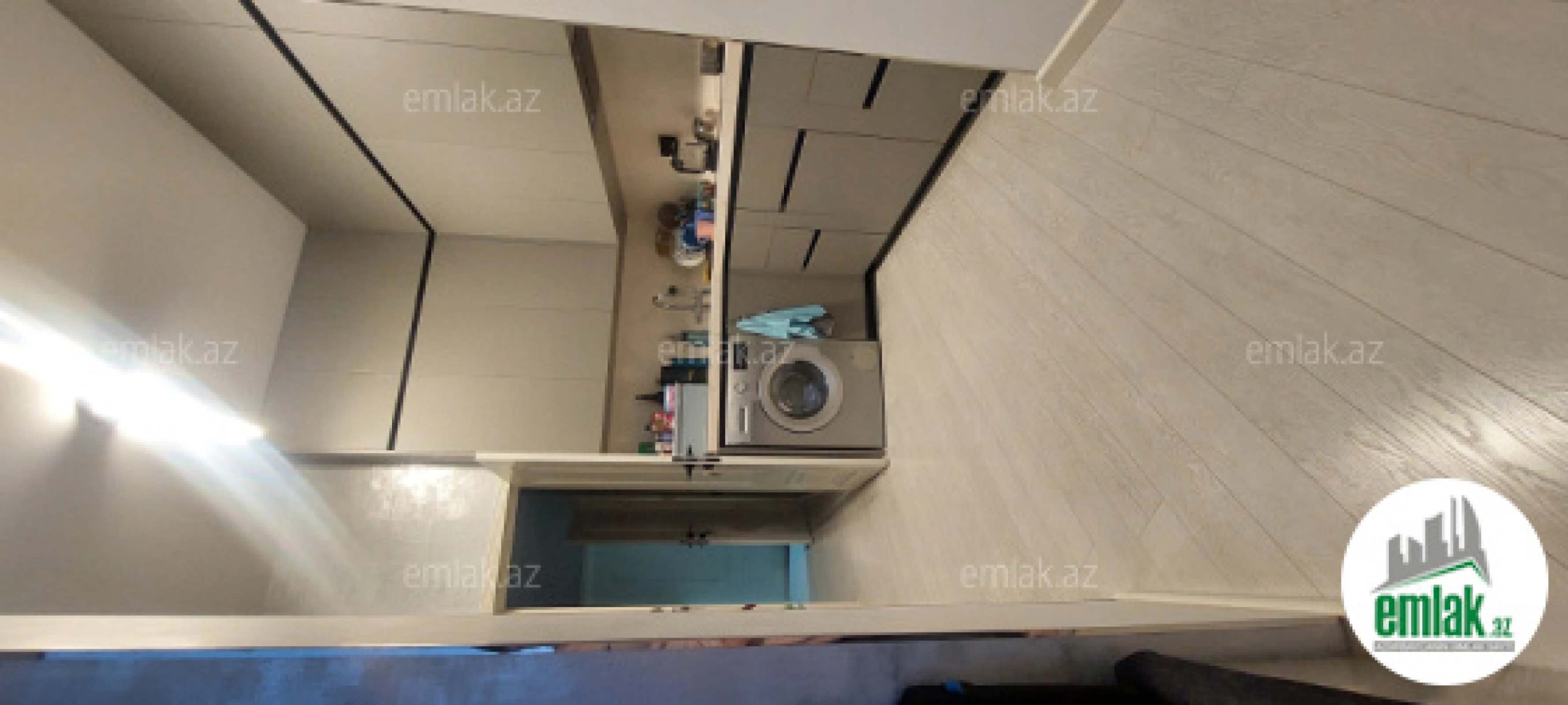 Satılır 3 otaqlı köhnə tikili 90 m²