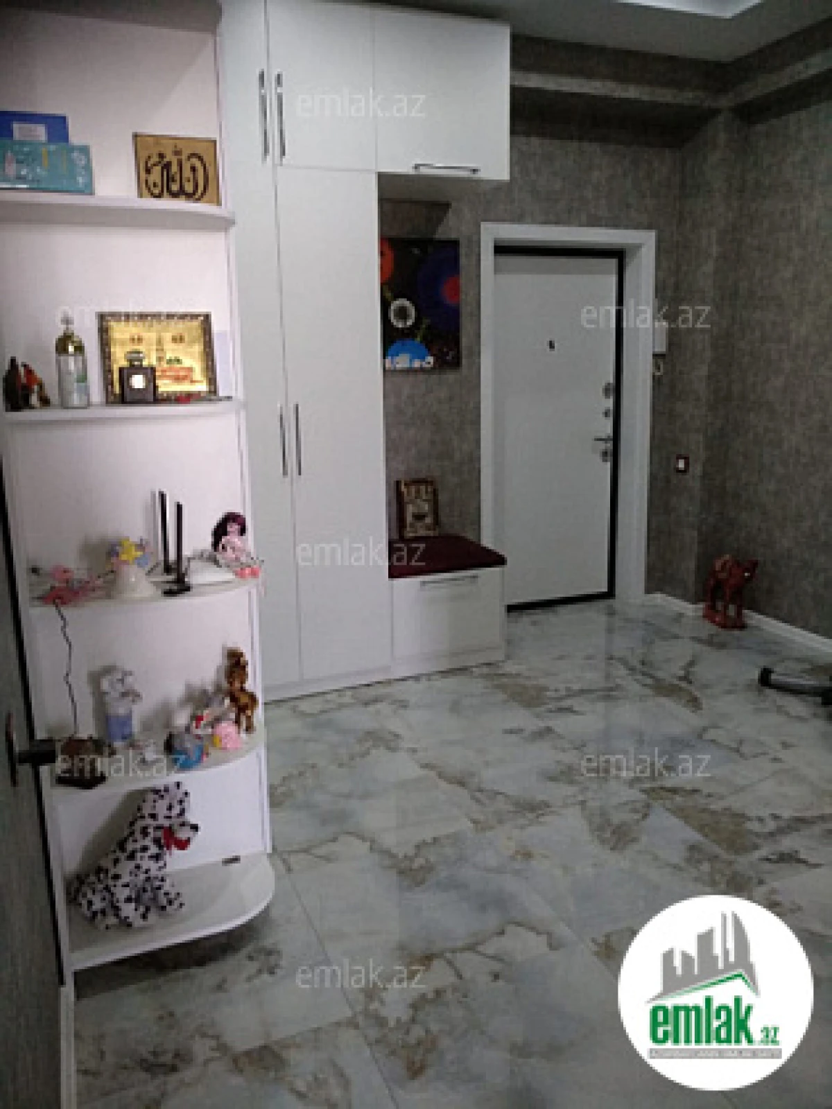 Satılır 3 otaqlı yeni tikili 105 m²